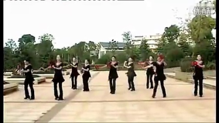 春英最新广场舞水兵舞,舞动中的温情与陪伴之美