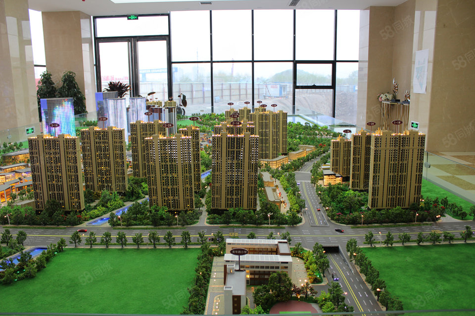 国雅城最新动态,全方位发展论述揭秘