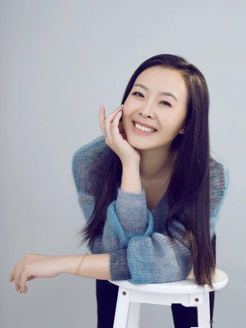 黄莺演员,演艺之路的闪耀之星