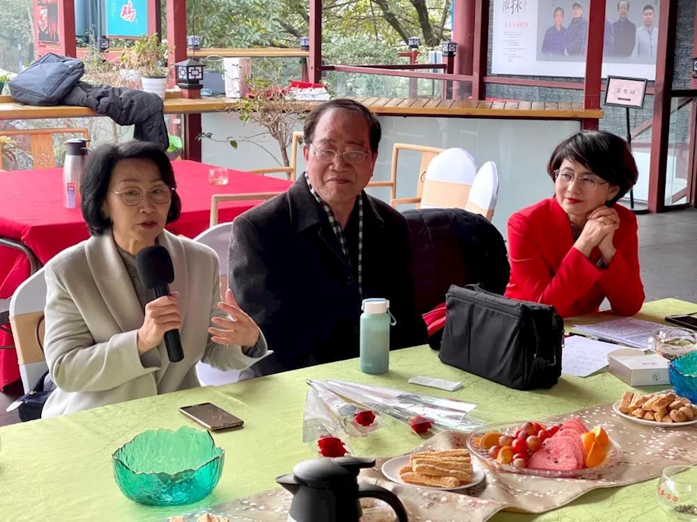 探索时代前沿的引领者——周楷最新动态